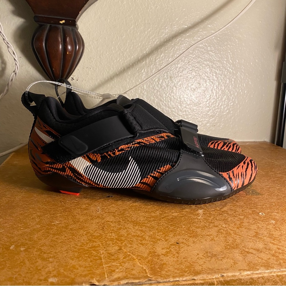 Nike Women's Superrep Cycle Shoes Size US 8 Tiger Print CJ0775-018